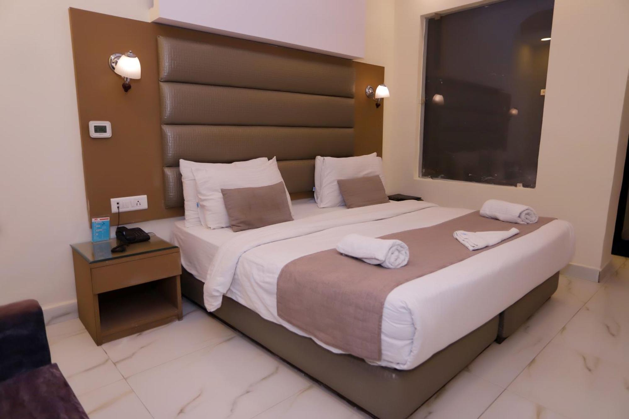 Hotel Pk Residency Noida Ngoại thất bức ảnh