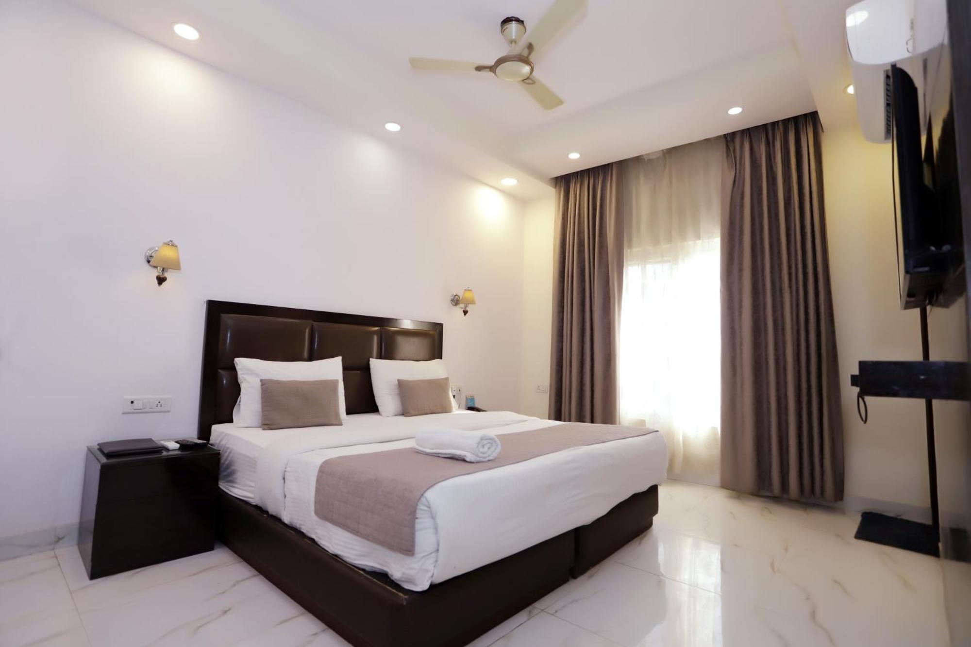 Hotel Pk Residency Noida Ngoại thất bức ảnh